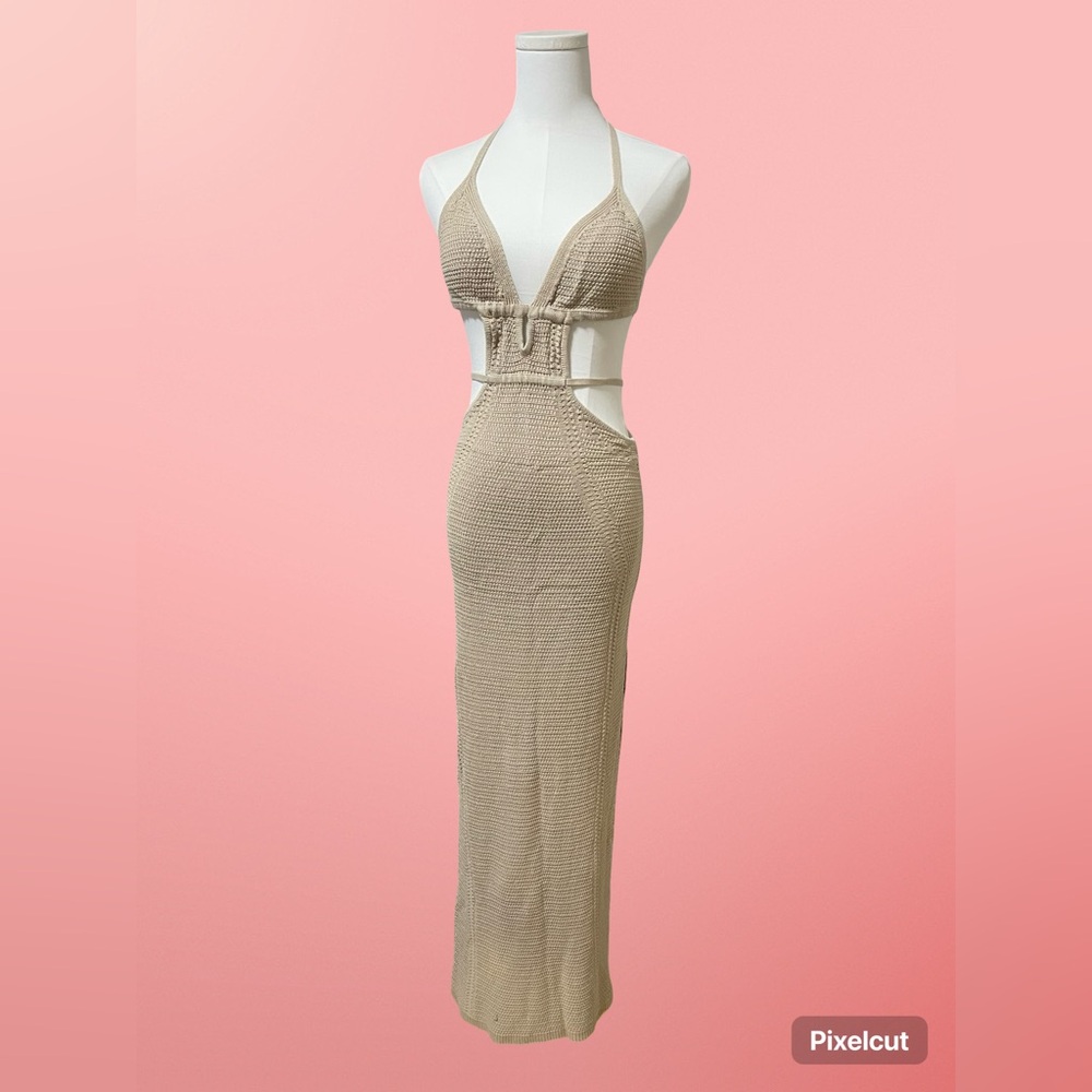 Elegant Beige Halter Knit Maxi Dress